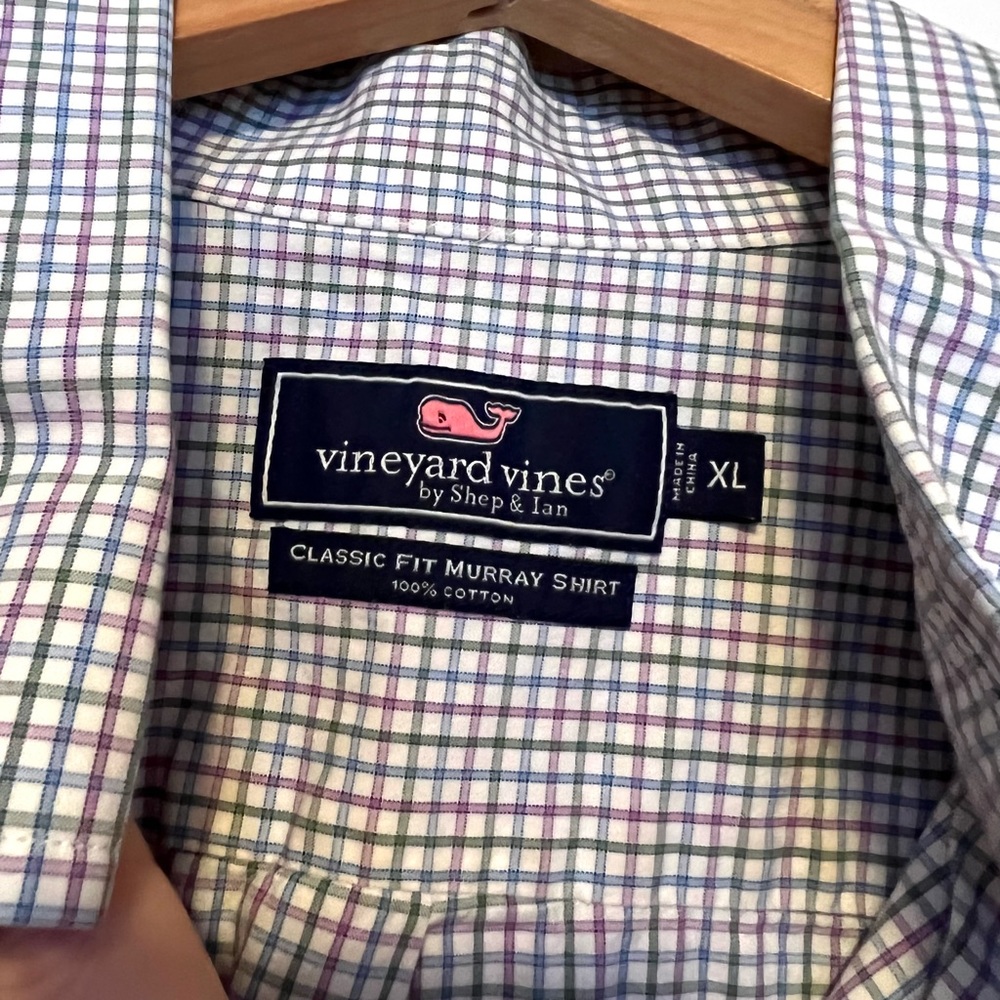 Men’s long sleeve button down dress shirt